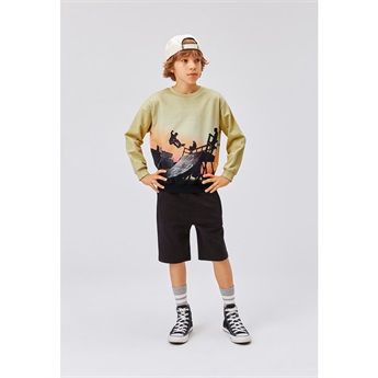 Aliases Bermuda Shorts - Black