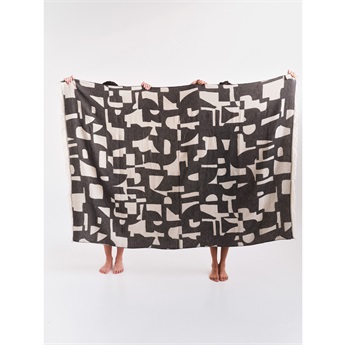 Double Feather Beach Towel - Eroticon Black