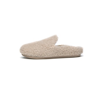 Freedom Moses Kush Slippers - Latte