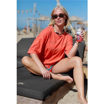 Ilda Boyfriend T-Shirt - Red