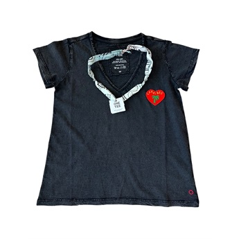 Zealanda V-Neck T-Shirt - Black